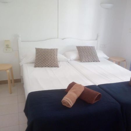 Apartamentos Playa Park Brisas Son Xoriguer กาลาเอนบอสช์ ภายนอก รูปภาพ