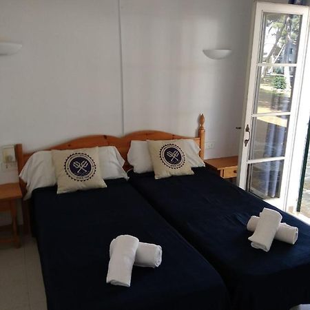 Apartamentos Playa Park Brisas Son Xoriguer กาลาเอนบอสช์ ภายนอก รูปภาพ