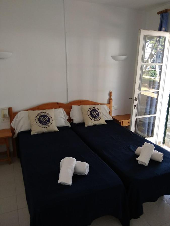 Apartamentos Playa Park Brisas Son Xoriguer กาลาเอนบอสช์ ภายนอก รูปภาพ